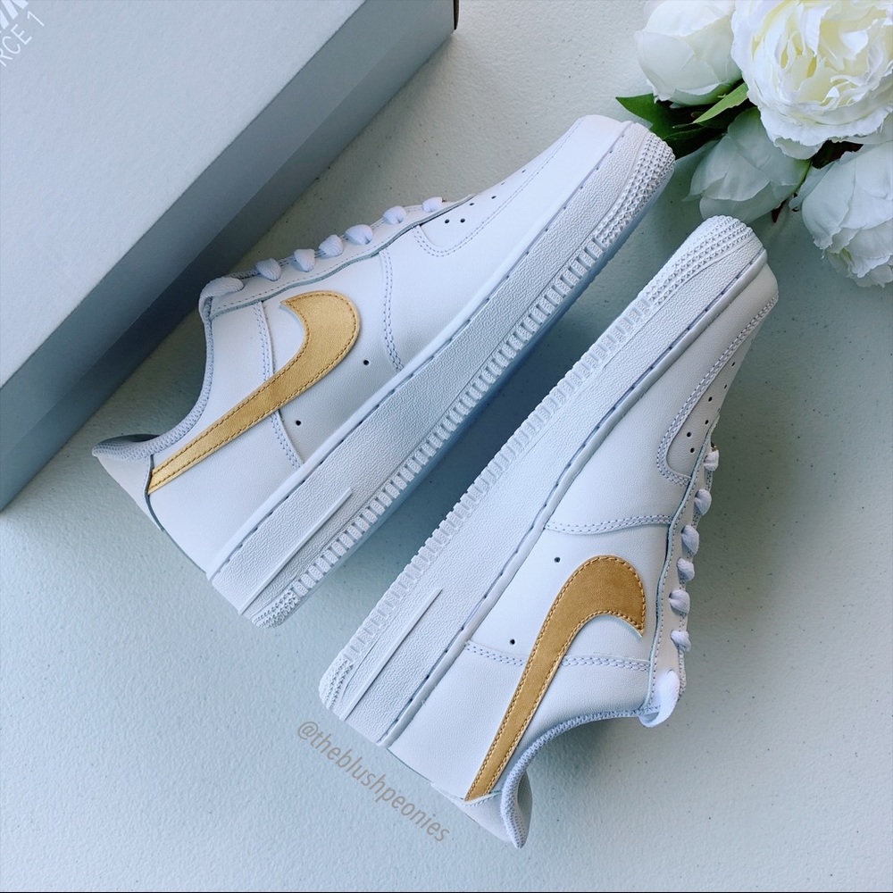 Nike Custom Air Force 1 NWT - Picture 7 of 16